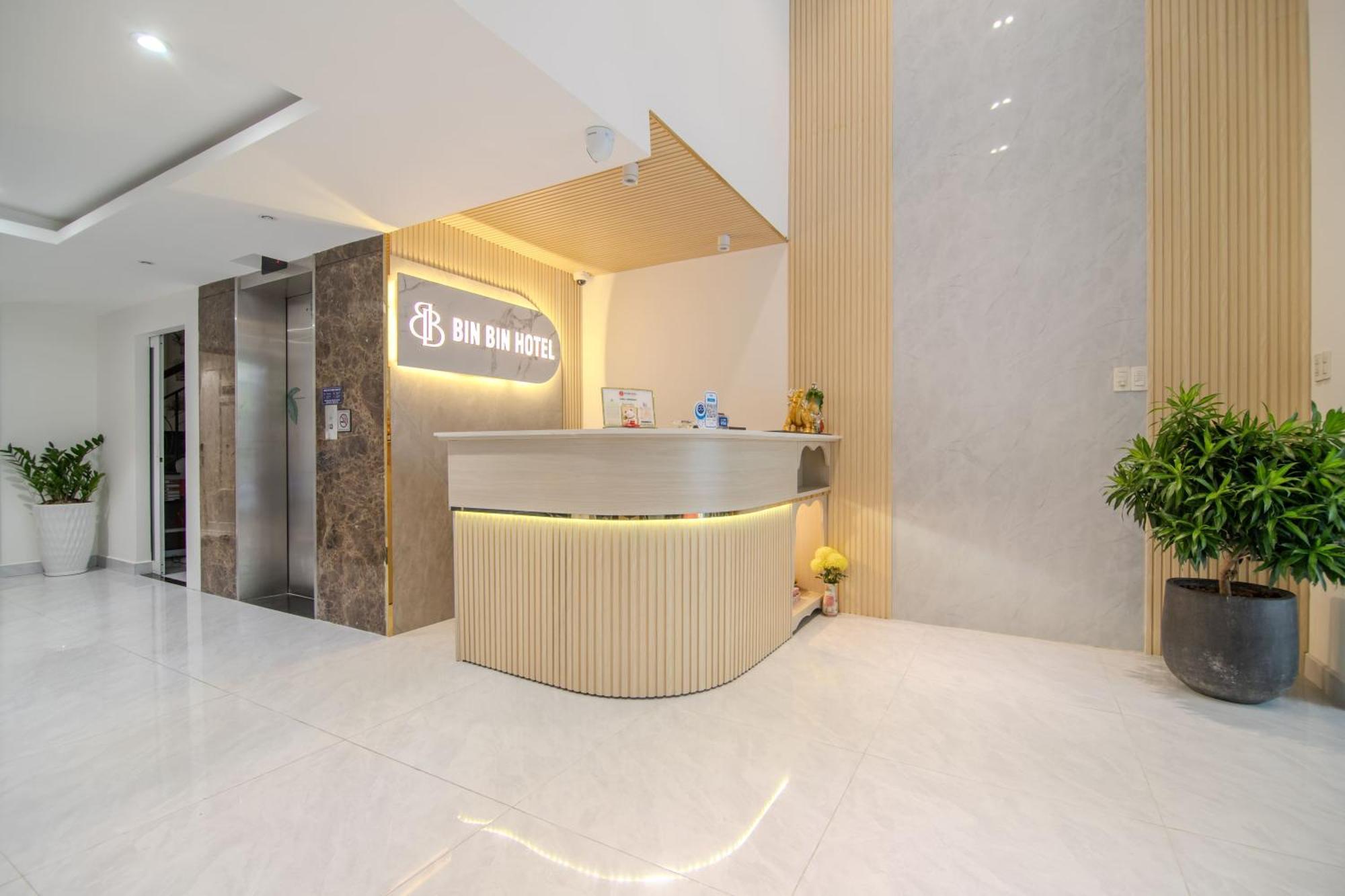Bin Bin Hotel 6 - Near Secc D7 Ciudad Ho Chi Minh  Exterior foto